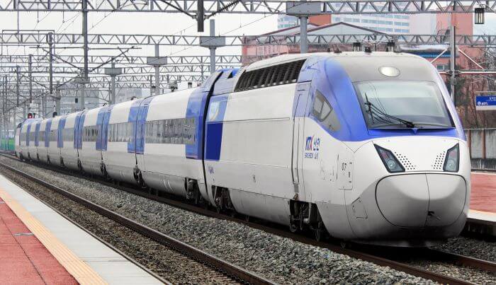 Image-Bullet Train2